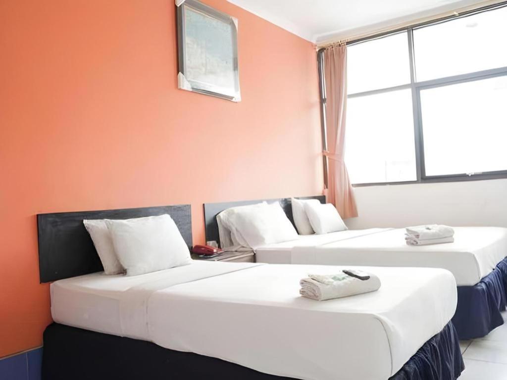 Mira Hotel Banjarmasin  Zewnętrze zdjęcie