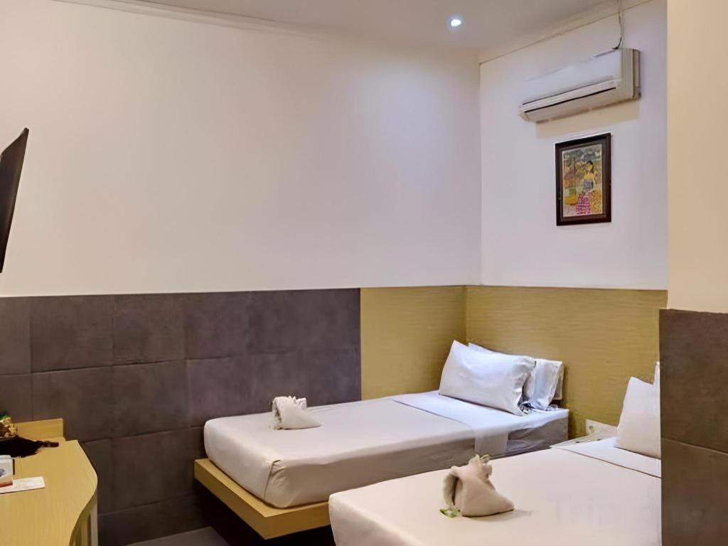 Mira Hotel Banjarmasin  Zewnętrze zdjęcie