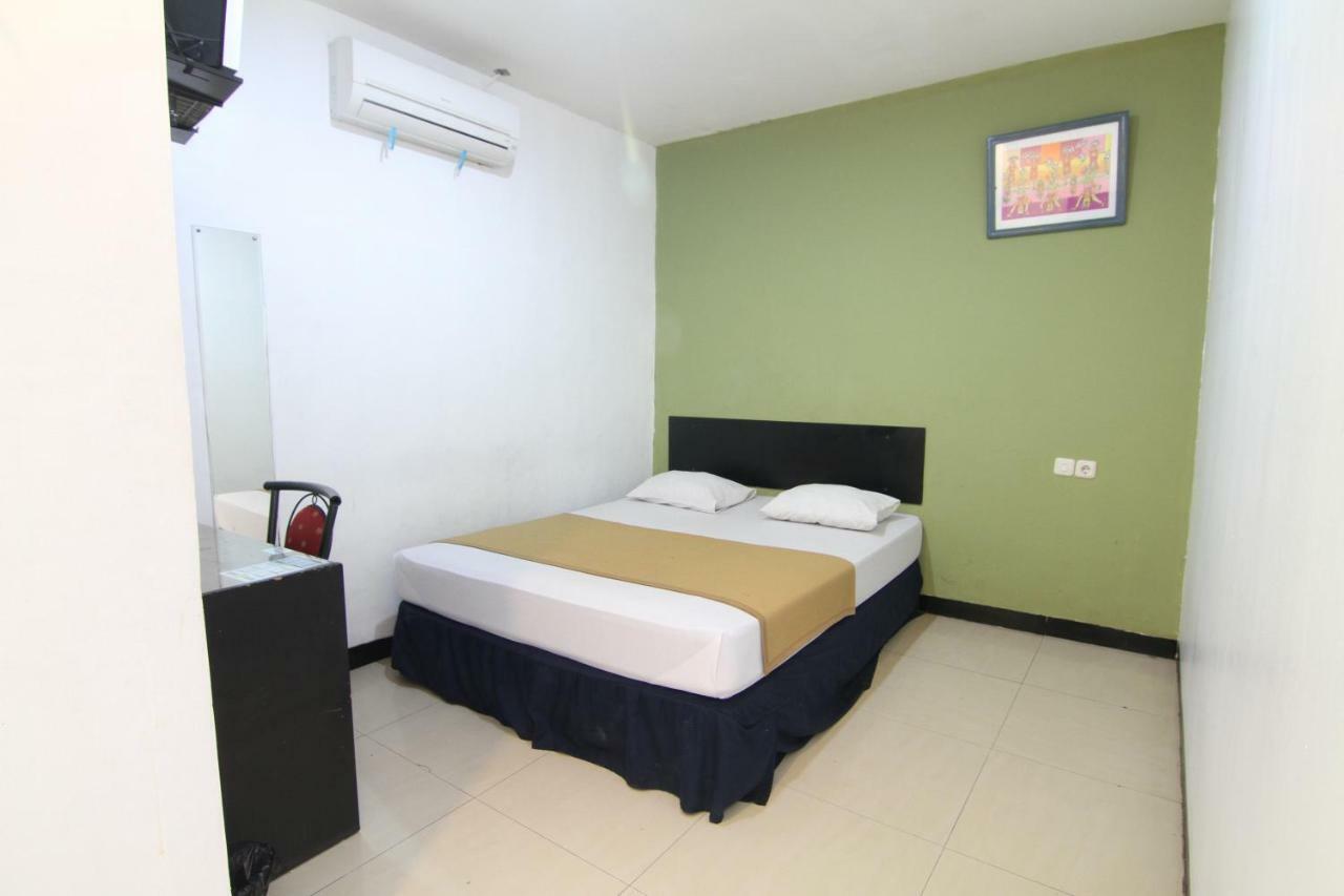Mira Hotel Banjarmasin  Zewnętrze zdjęcie
